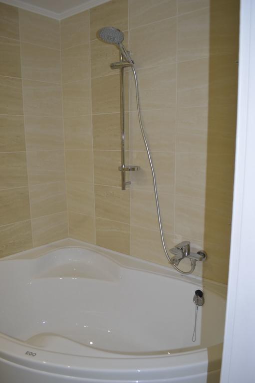 Apartment On Pribuzhskaya 2 Khmel'nyts'kyy Exterior photo